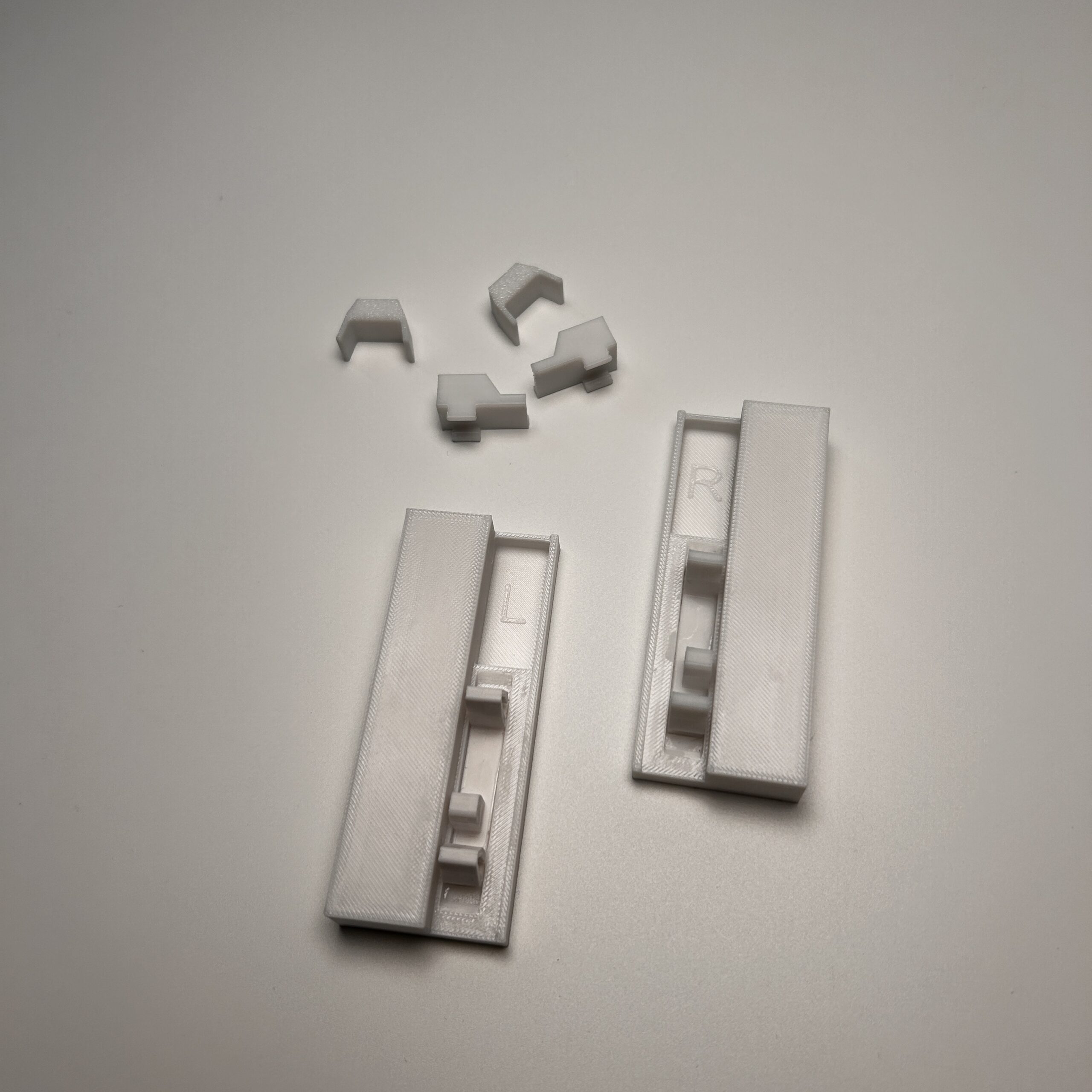 Mocowanie szkła do szuflady Blum Tandem Box Antaro “D” –komplet Prawy+Lewy - obrazek 3